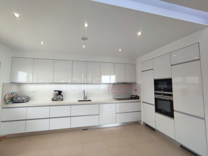 Image No.9-3 Bed Apartment for sale