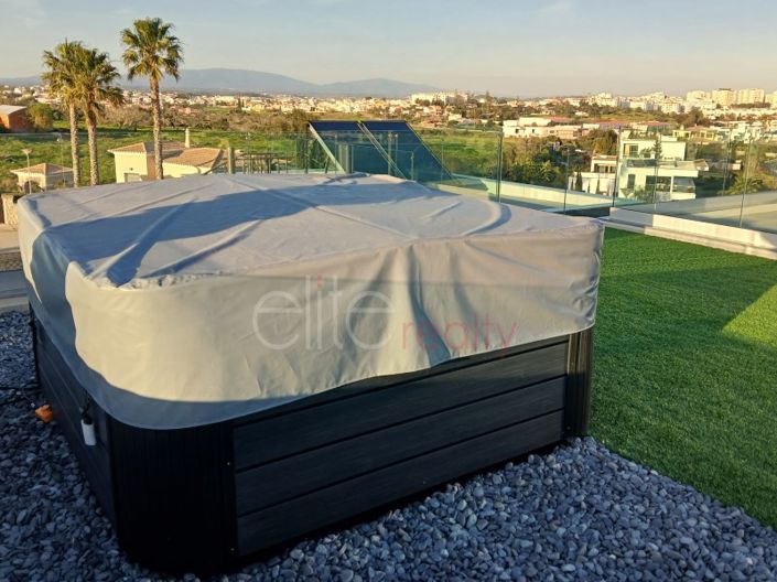 Image No.25-4 Bed House for sale