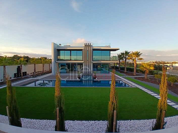 Image No.32-4 Bed House for sale