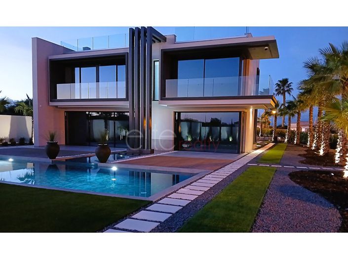 Image No.34-4 Bed House for sale