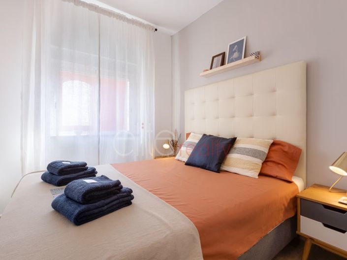 Image No.21-8 Bed Commercial for sale