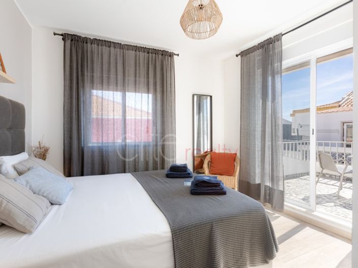 Image No.23-8 Bed Commercial for sale