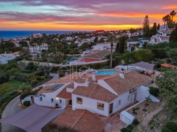 id0af3c201-0000-0500-0000-000018a6c34b