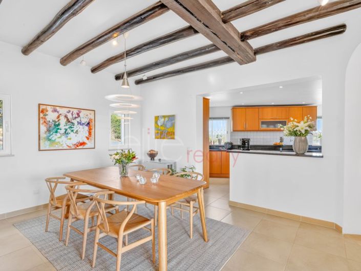 Image No.20-4 Bed House for sale