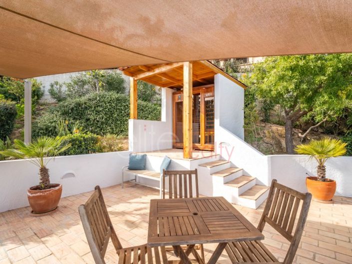 Image No.39-4 Bed House for sale