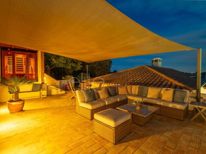 Image No.44-4 Bed House for sale