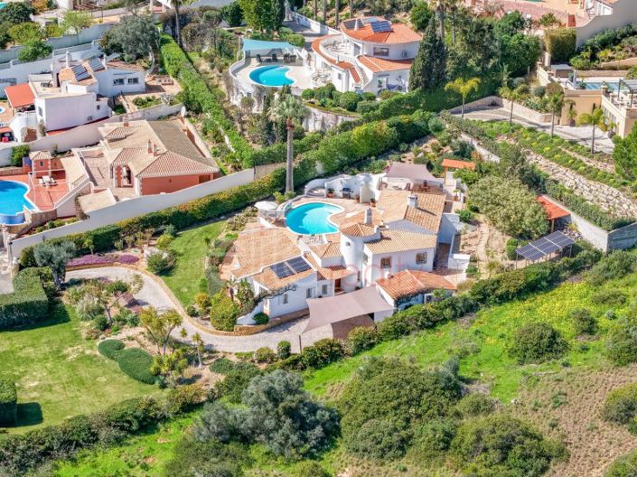 Image No.50-4 Bed House for sale