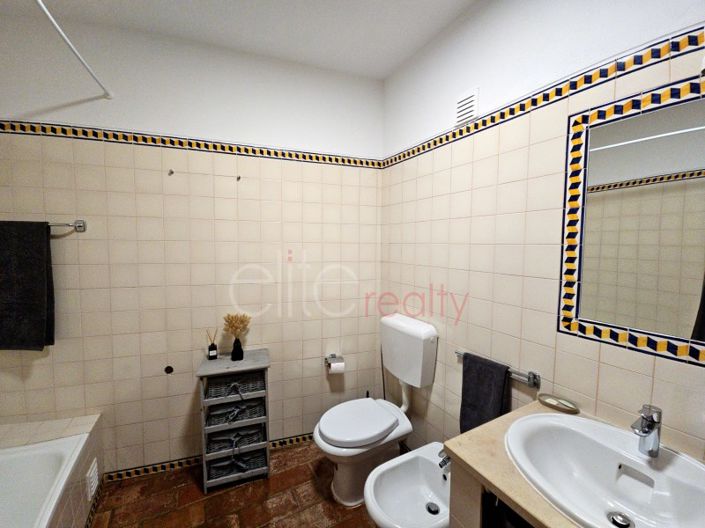 Image No.12-Appartement de 1 chambre à vendre à Lagos