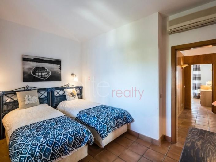 Image No.15-3 Bed Apartment for sale