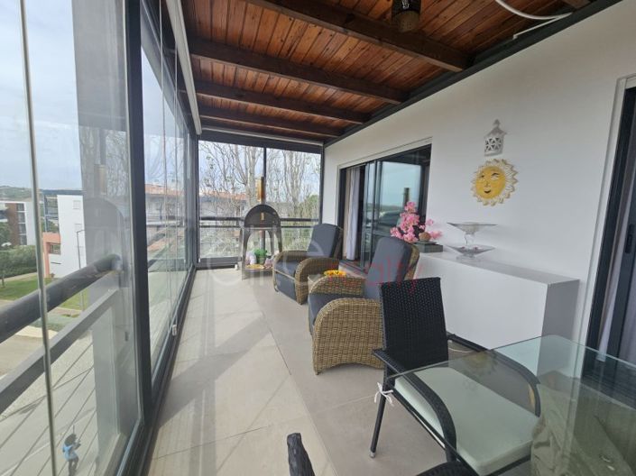 Image No.18-3 Bed Apartment for sale