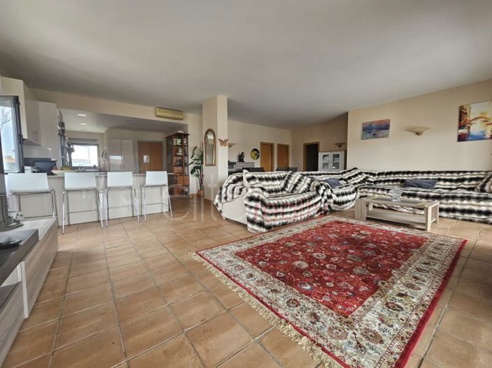 Image No.2-3 Bed Apartment for sale