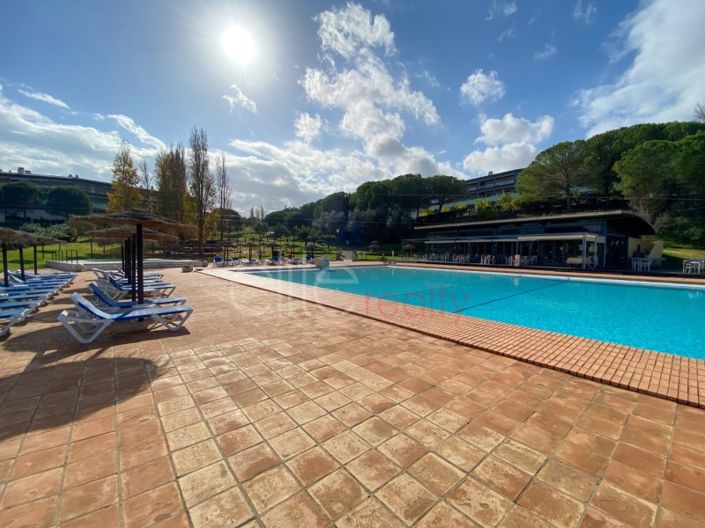 Image No.20-3 Bed Apartment for sale