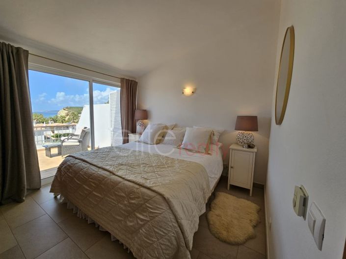 Image No.11-2 Bed House for sale