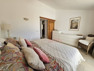 id13abca01-0000-0500-0000-000019729709
