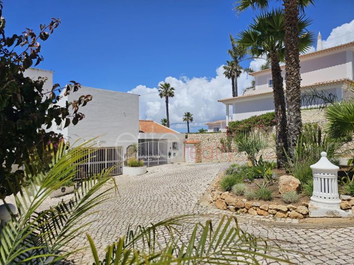 Image No.23-2 Bed House for sale