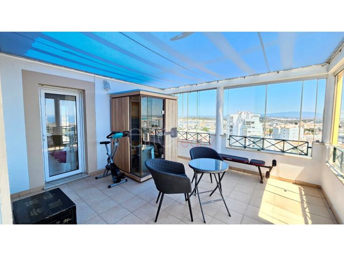Image No.15-4 Bed Apartment for sale
