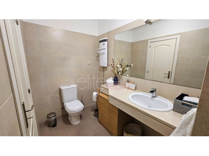 Image No.16-4 Bed Apartment for sale