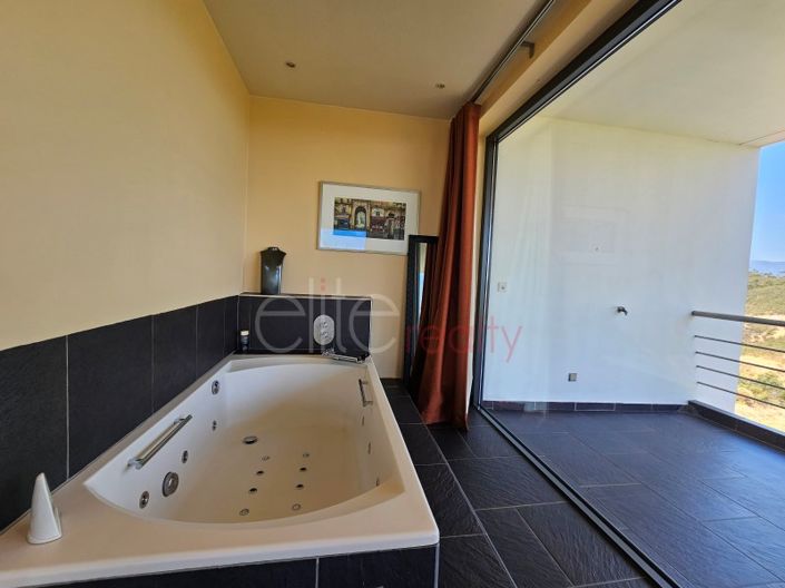 Image No.22-2 Bed House for sale