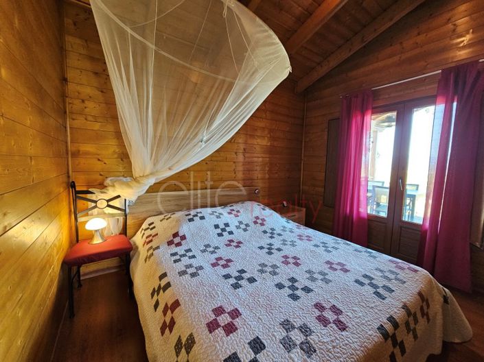 Image No.44-2 Bed House for sale