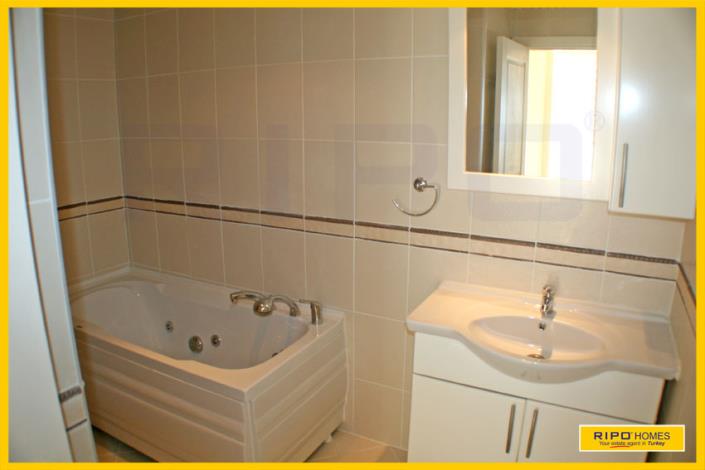 Image No.28-4 Bed Penthouse for sale