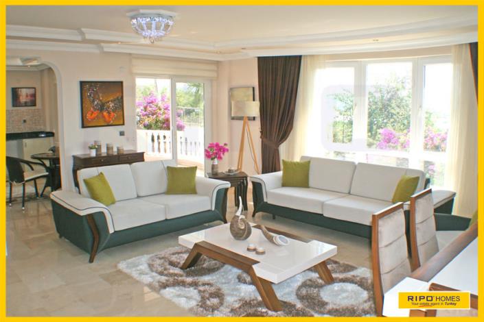 Image No.9-5 Bed Villa for sale