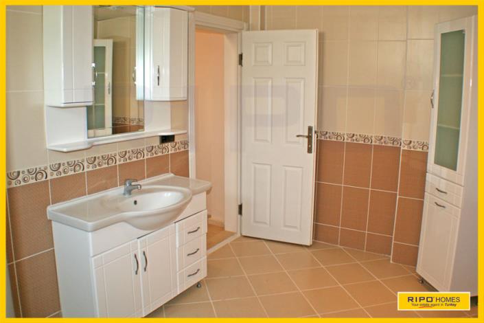 Image No.17-5 Bed Villa for sale