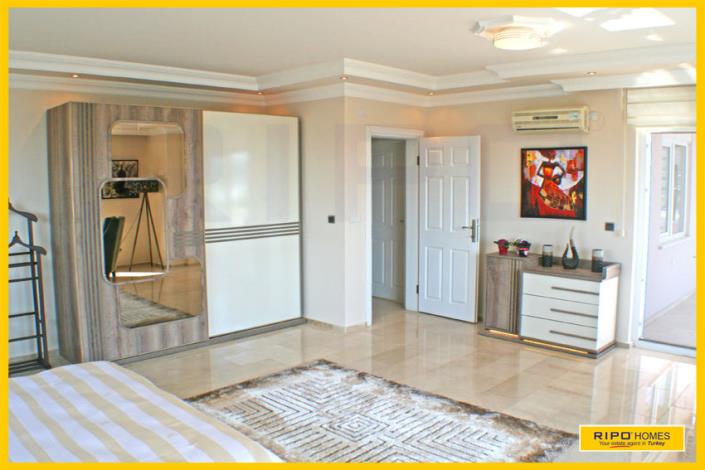 Image No.19-5 Bed Villa for sale