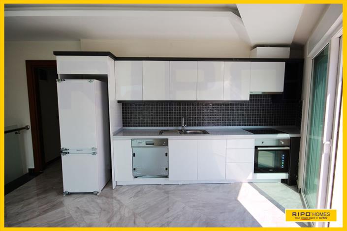 Image No.8-6 Bed Penthouse for sale