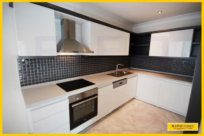 Image No.26-6 Bed Penthouse for sale