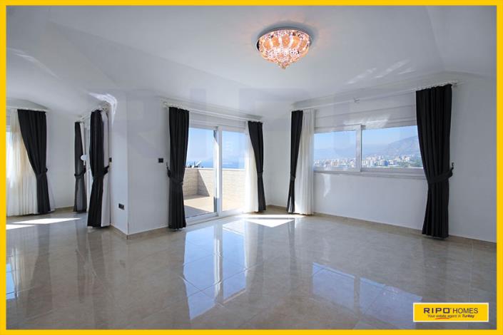 Image No.22-3 Bed Penthouse for sale