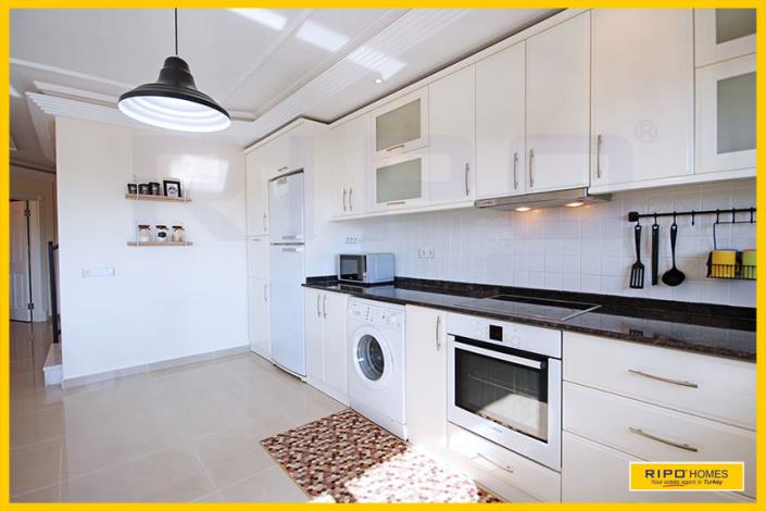 Image No.9-3 Bed Duplex for sale