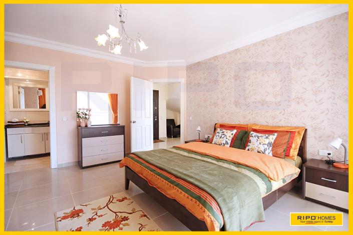 Image No.14-3 Bed Duplex for sale