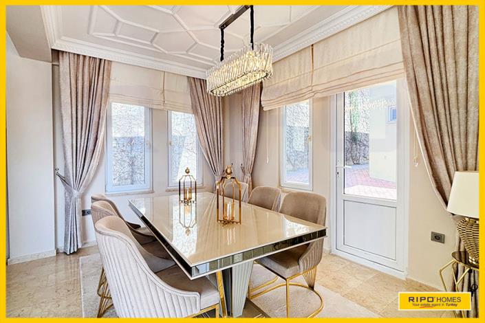 Image No.8-3 Bed Villa / Detached for sale