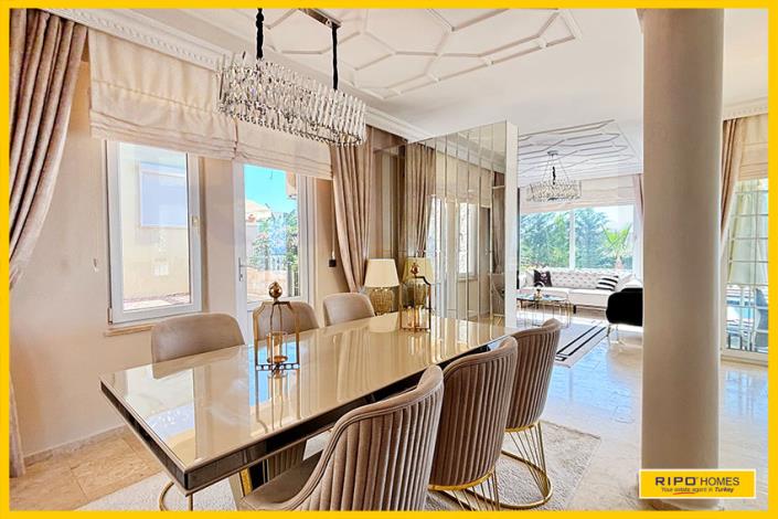 Image No.12-3 Bed Villa / Detached for sale