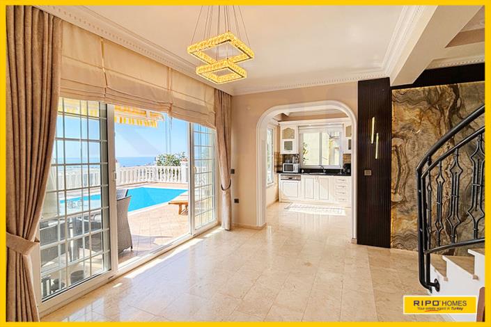 Image No.13-3 Bed Villa / Detached for sale