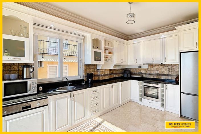 Image No.15-3 Bed Villa / Detached for sale