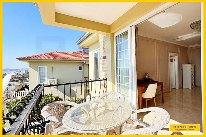 Image No.32-3 Bed Villa / Detached for sale