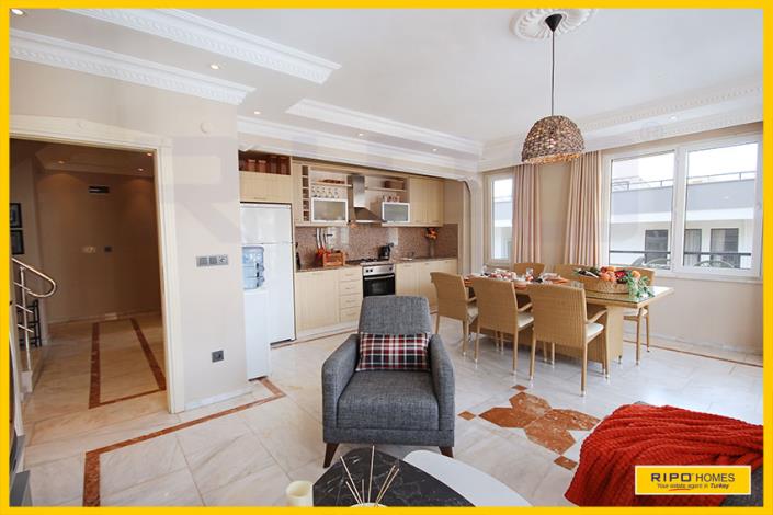 Image No.4-4 Bed Penthouse for sale