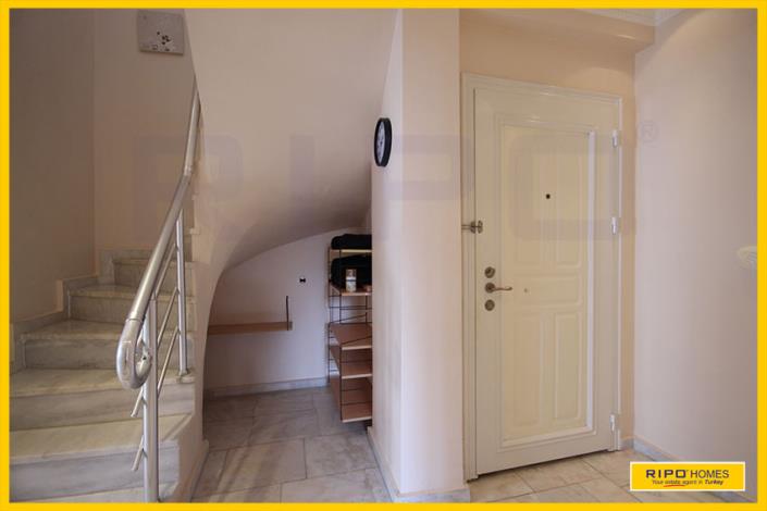 Image No.20-4 Bed Penthouse for sale