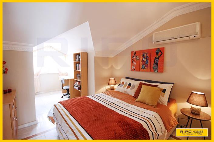 Image No.37-4 Bed Penthouse for sale