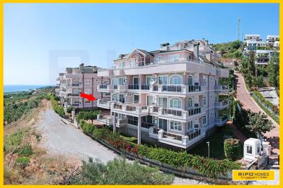 Appartement de 2 chambres à vendre à Demirtas