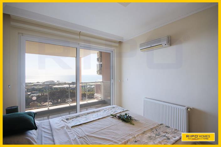 Image No.24-3 Bed Apartment for sale