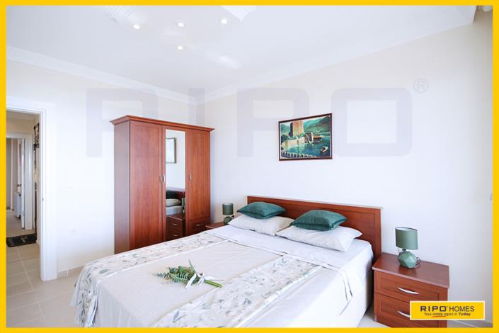 Image No.26-3 Bed Apartment for sale