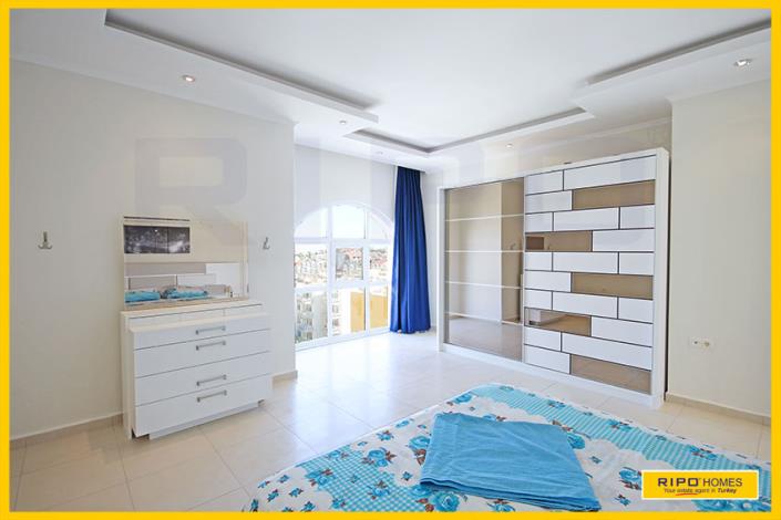 Image No.26-3 Bed Penthouse for sale