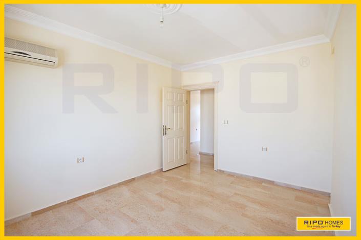 Image No.22-4 Bed Penthouse for sale