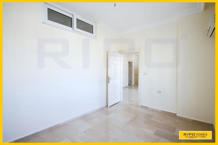 Image No.31-4 Bed Penthouse for sale