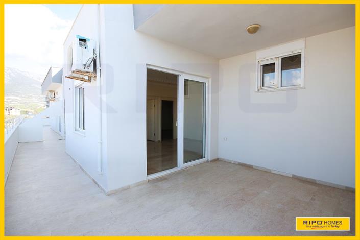 Image No.37-4 Bed Penthouse for sale