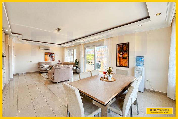 Image No.8-4 Bed Penthouse for sale