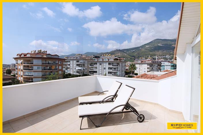 Image No.48-4 Bed Penthouse for sale