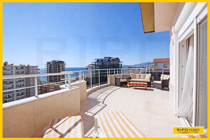 Image No.51-4 Bed Penthouse for sale